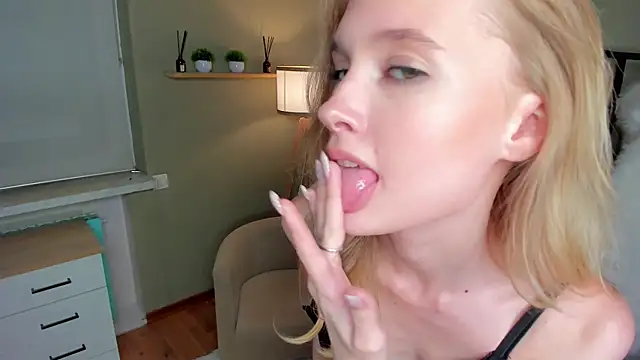 PlushyMood Webcamshow