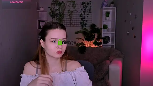 angie_foxy1のライブXXXチャット