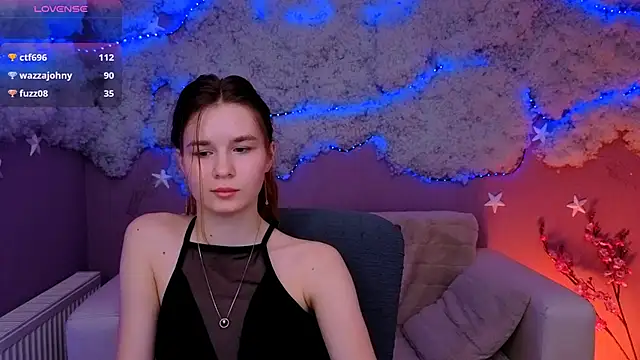 angie_foxy1のライブXXXチャット