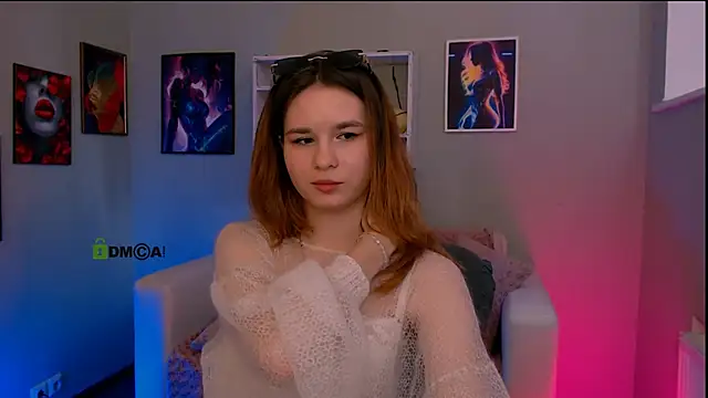 Pokazy przed kamerką – angie_foxy1