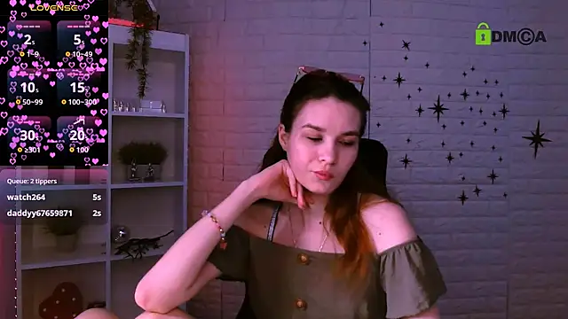 angie_foxy1のライブXXXチャット