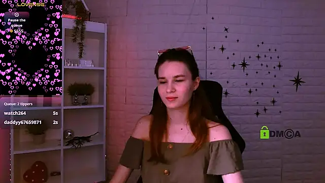 צ'אט XXX בשידור חי של angie_foxy1