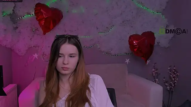 angie_foxy1's Live XXX Chat