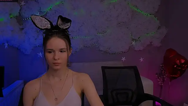 angie_foxy1 Adlı Modelin Web Kamerası Şovu