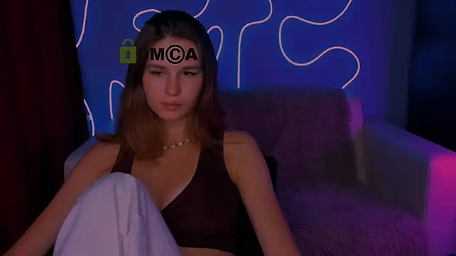 XXX chat uživo modela angie_foxy1