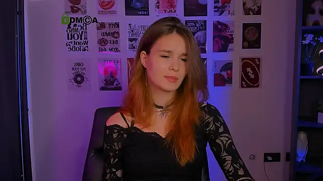 angie_foxy1's Live XXX Chat