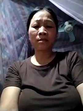 -Titytan- 在線直播表演