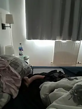 lucyxoxq live-chat rom