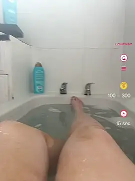 Webkamerová show lucyxoxq
