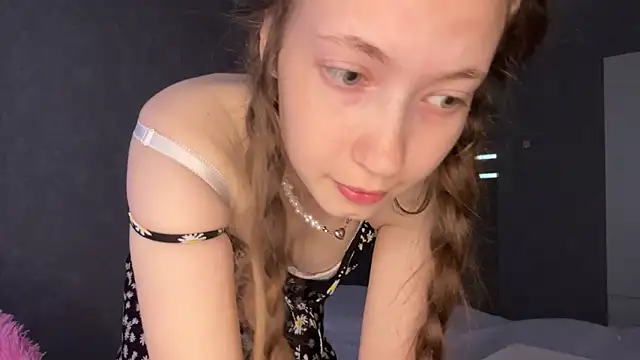 Emily_Mur_ Chat XXX live