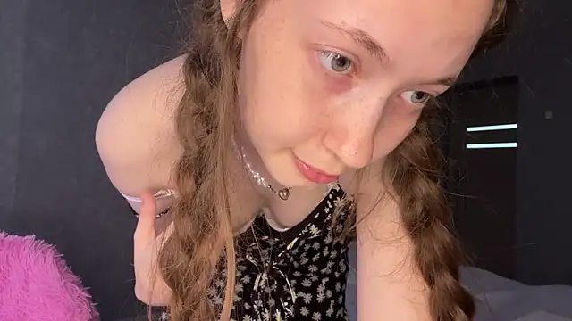 Chat +18 de Emily_Mur_ ao vivo