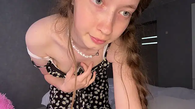 Emily_Mur_ Adlı Modelin Canlı XXX Sohbeti