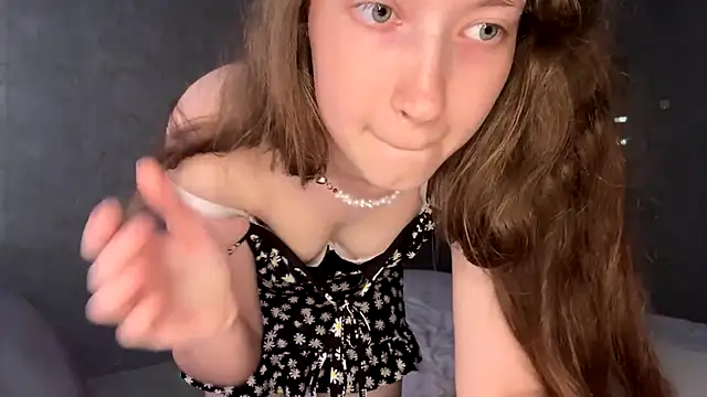 Emily_Mur_ live XXX chat