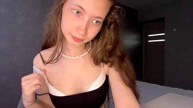 Emily_Mur_ Chat XXX in diretta
