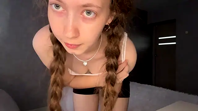 Emily_Mur_のライブXXXチャット