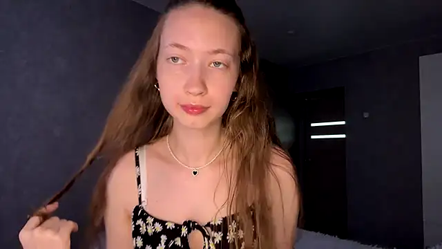 Emily_Mur_ – Live XXX-chat