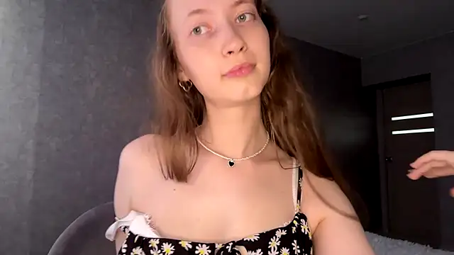 Czat XXX na żywo – Emily_Mur_