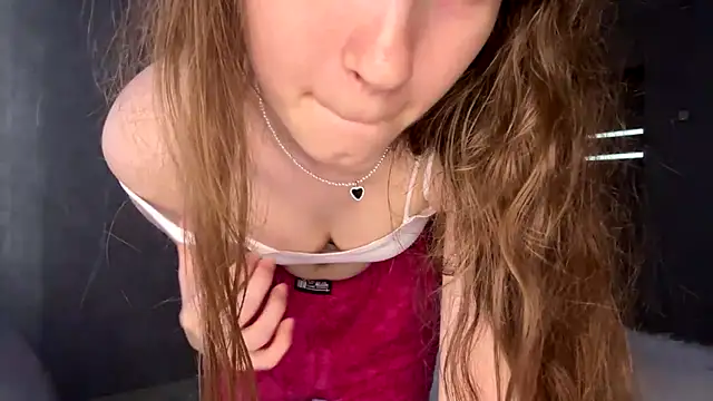 دردشة Emily_Mur_ الجنسية المباشرة