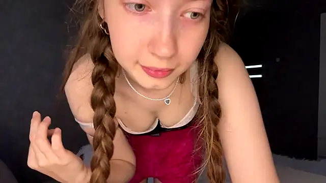 Živý XXX chat Emily_Mur_