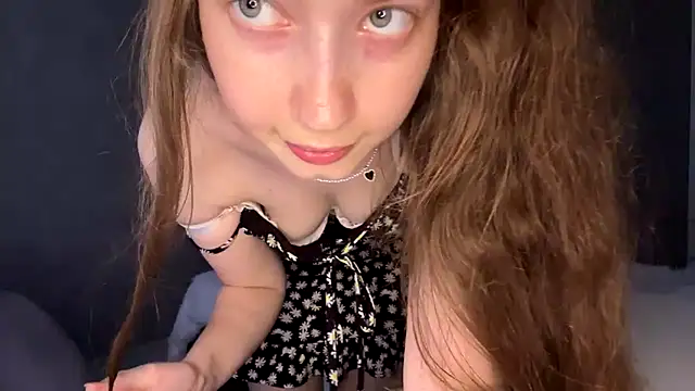 Emily_Mur_ Live XXX Chat