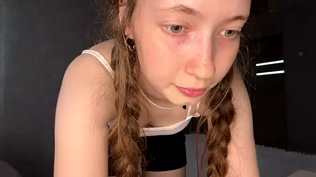 Emily_Mur_ – Live XXX-chat