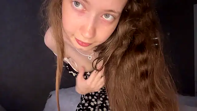 دردشة Emily_Mur_ الجنسية المباشرة