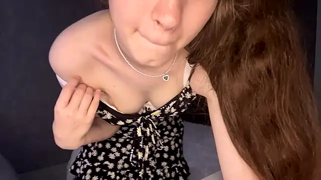 Chat XXX en directo de Emily_Mur_