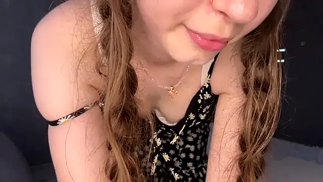 Chat +18 de Emily_Mur_ ao vivo
