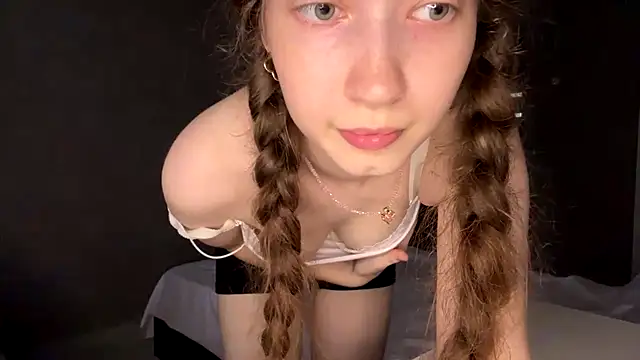 Živý XXX chat Emily_Mur_