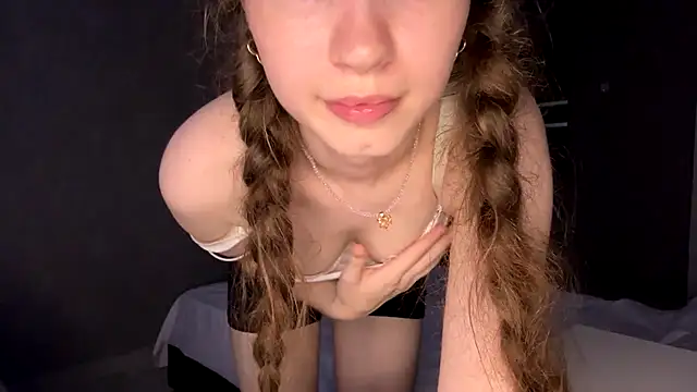 Emily_Mur_ – Naživo XXX chat