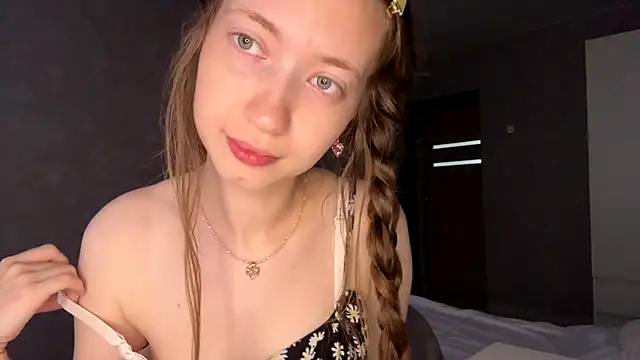 צ'אט XXX בשידור חי של Emily_Mur_