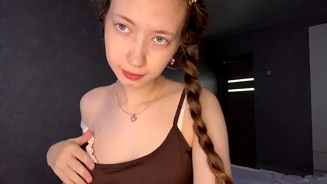 Emily_Mur_ Chat XXX in diretta