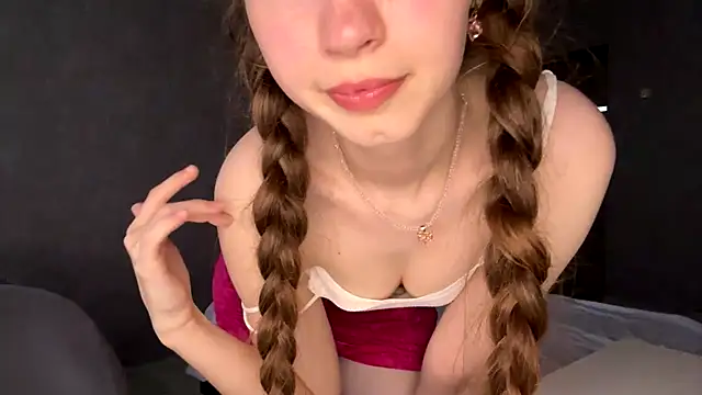 Emily_Mur_のライブXXXチャット