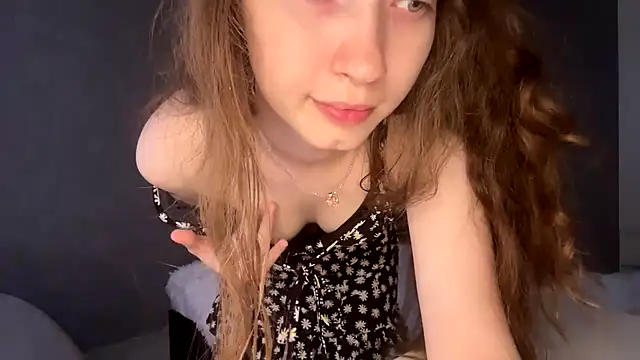 Emily_Mur_ Adlı Modelin Canlı XXX Sohbeti