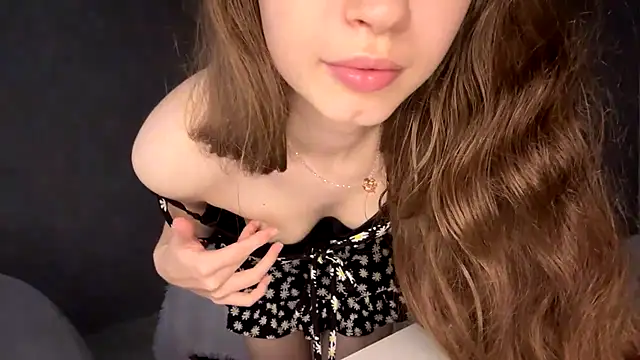 Emily_Mur_ Chat XXX in diretta
