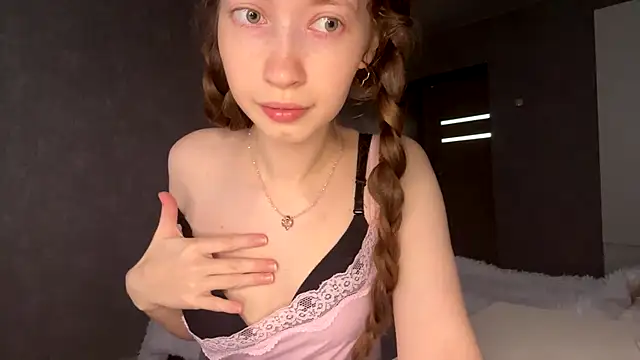 Emily_Mur_ XXX чат на живо