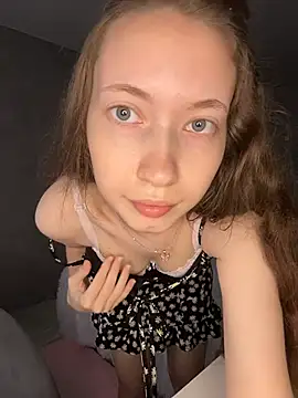 Emily_Mur_ Obrolan Langsung XXX