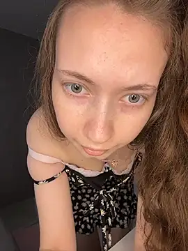 دردشة Emily_Mur_ الجنسية المباشرة