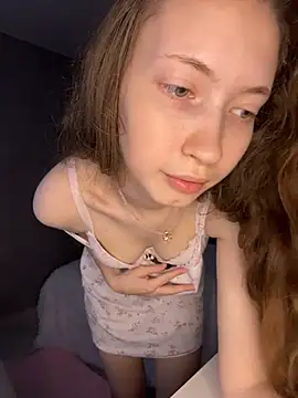 دردشة Emily_Mur_ الجنسية المباشرة