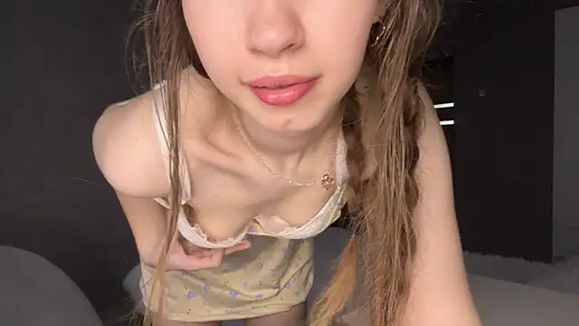 Emily_Mur_ – Naživo XXX chat