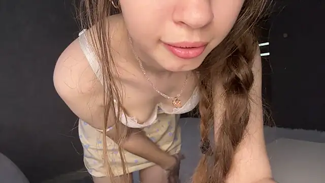 แชท XXX สดของ Emily_Mur_