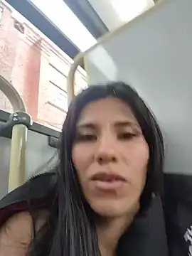 Chat soba uživo modela Annitarogers_