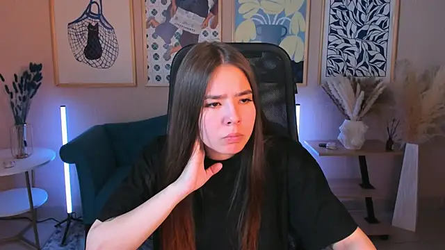 SayaHeartnet Adlı Modelin Canlı XXX Sohbeti