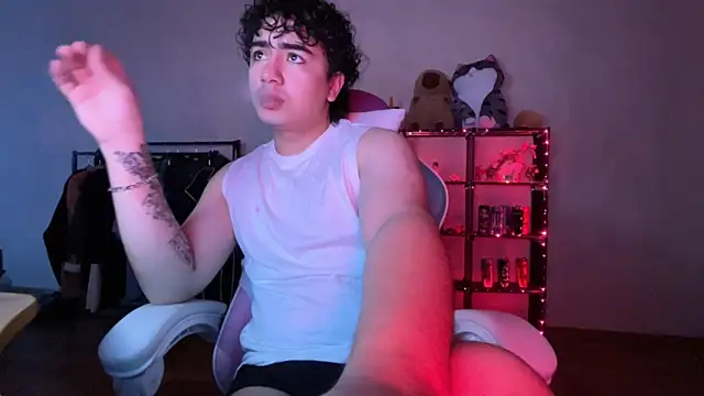 _ELIGOS_'s Webcam Show