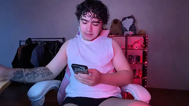 _ELIGOS_: вебкам-шоу