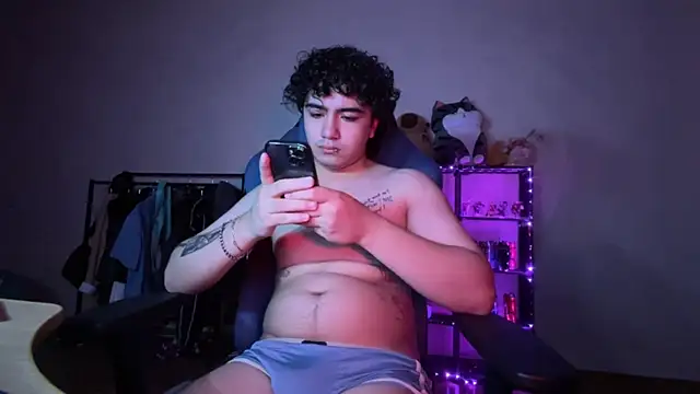 _ELIGOS_'s Webcam Show