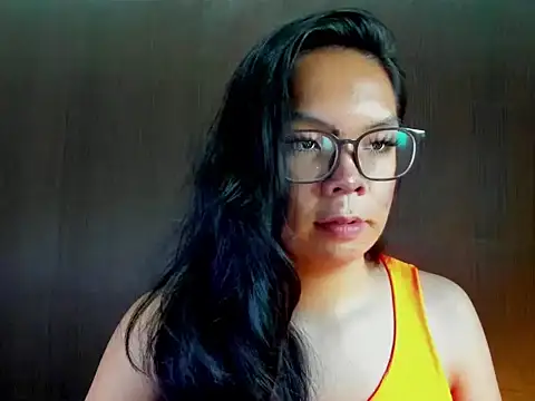 mamacitttaa webcam show
