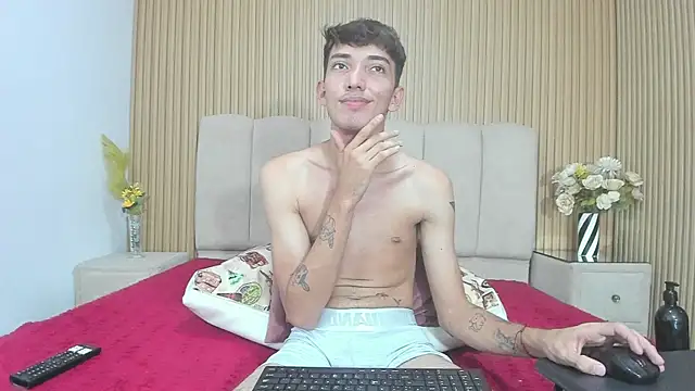 MichaelVasquex's Webcam Show