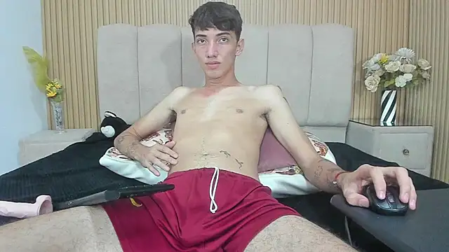 MichaelVasquex Show in webcam