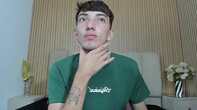 MichaelVasquex 网络视讯表演